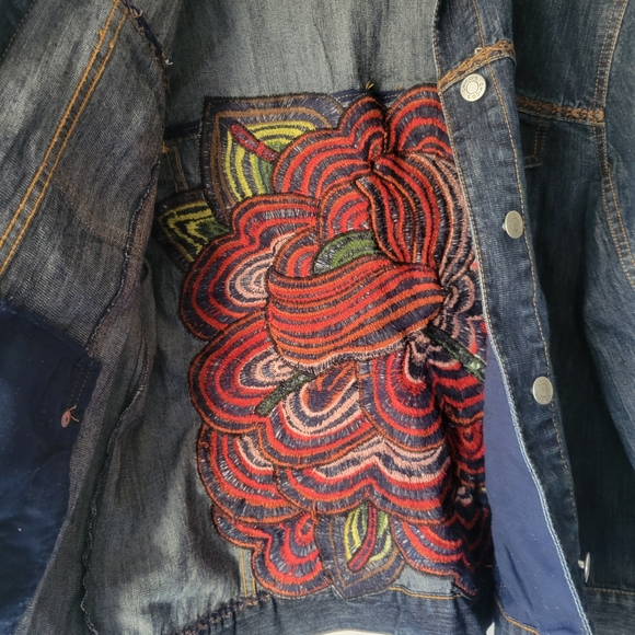 Chico's Embroidered Demin Jacket - Picture 8 of 9